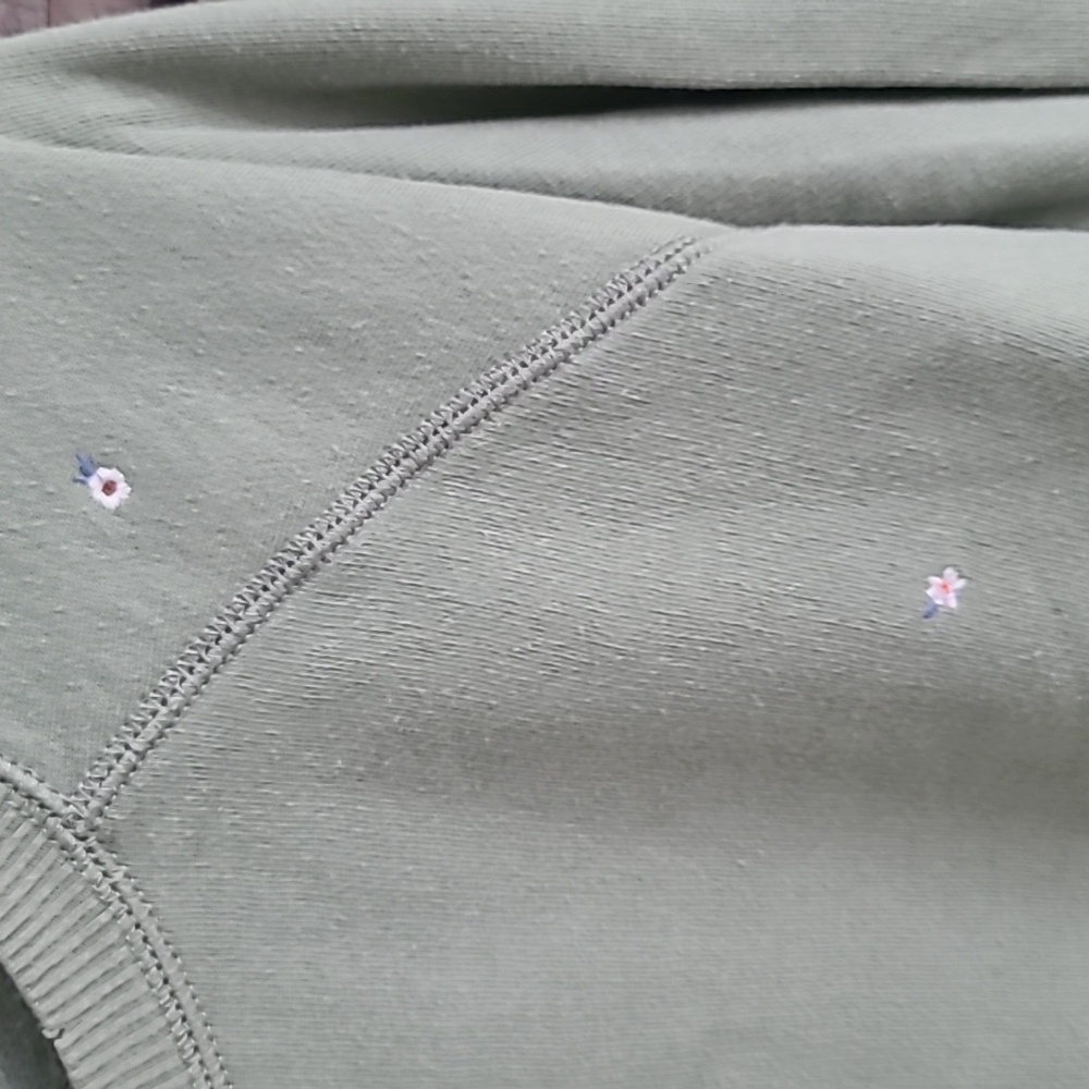 American Eagle Outfitters Sage Green Top - Picture 4 of 7